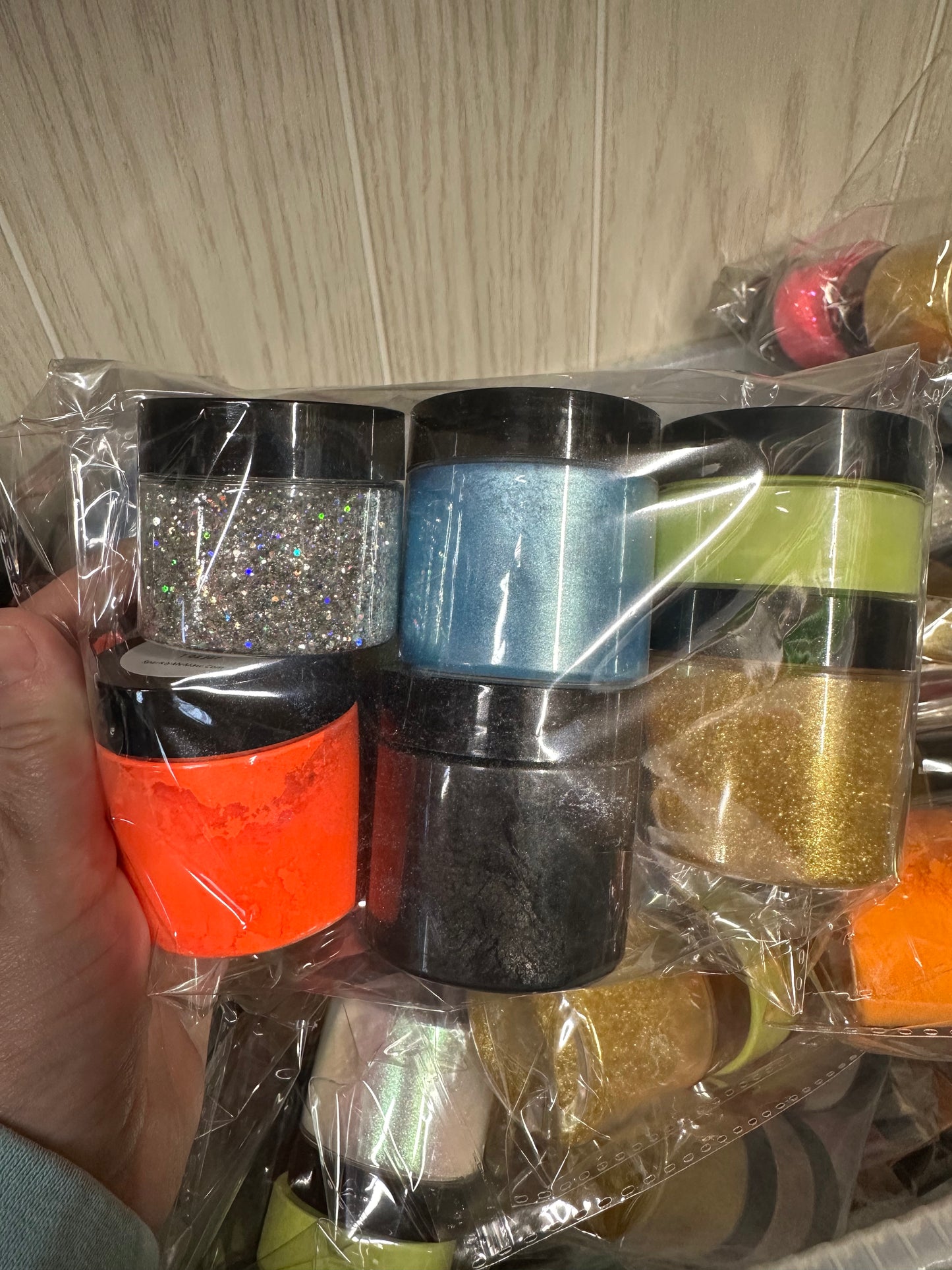 Mystery powder pack