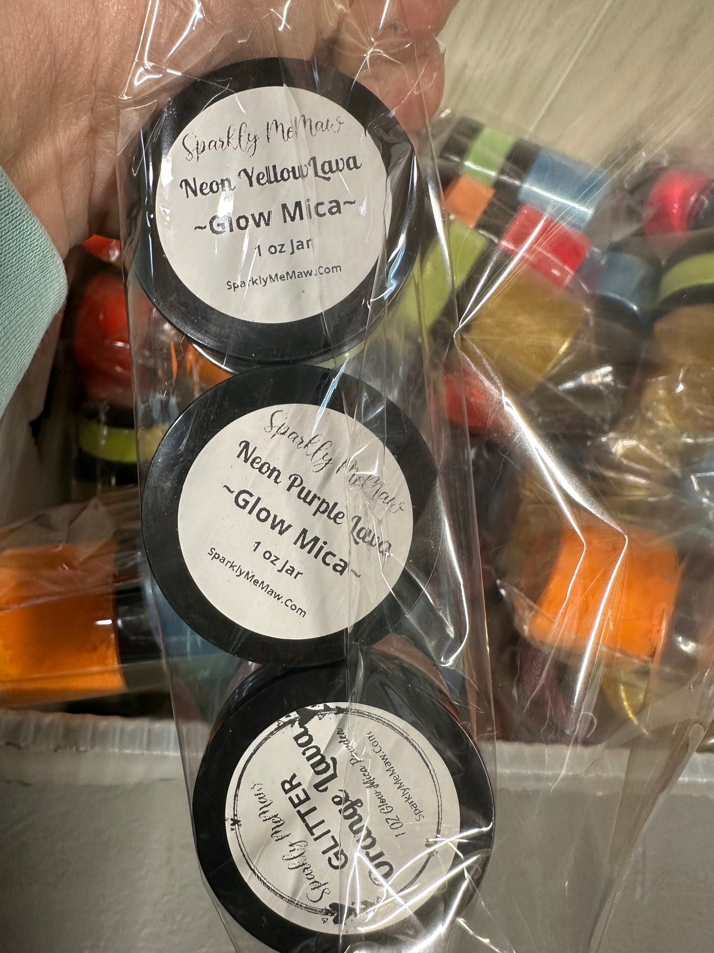 Mystery powder pack